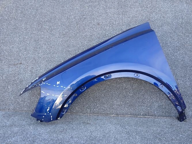 AUDI Q3 83A 18- ĽAVÝ PREDNÝ BLATNÍK