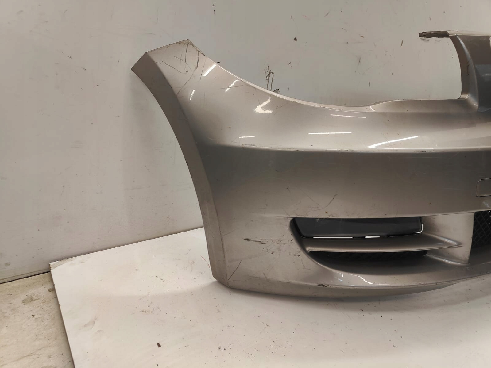 BMW e82 e88 PREDNÝ NÁRAZNÍK