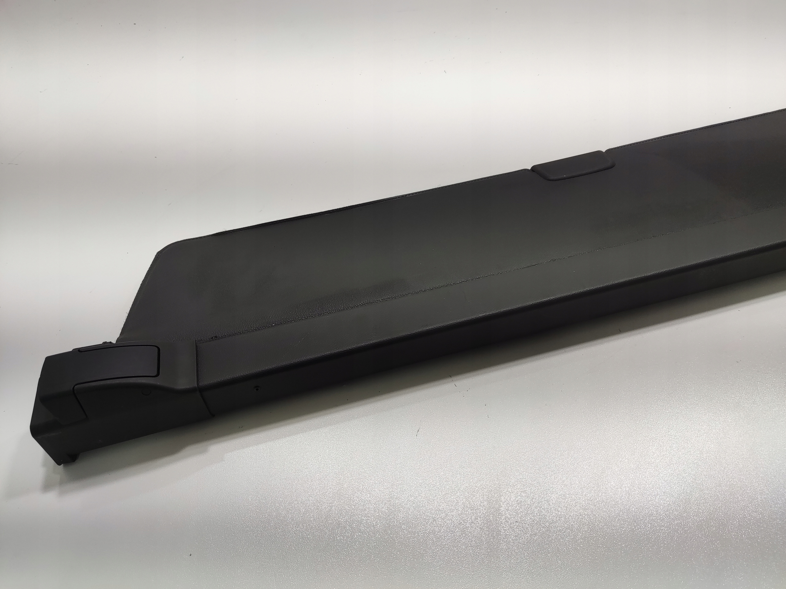 PLATÓ DO KUFRA OPEL INSIGNIA A I KOMBI 2013-2017 LIFT