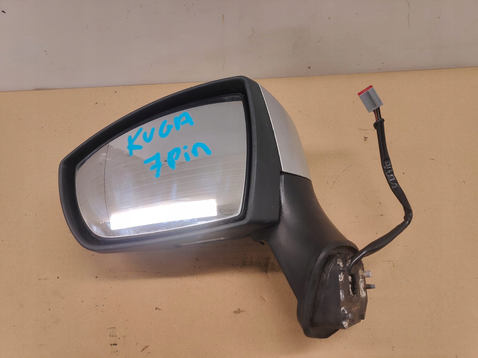 Ford Kuga mk1 ĽAVÉ ZRKADLO 7 PIN