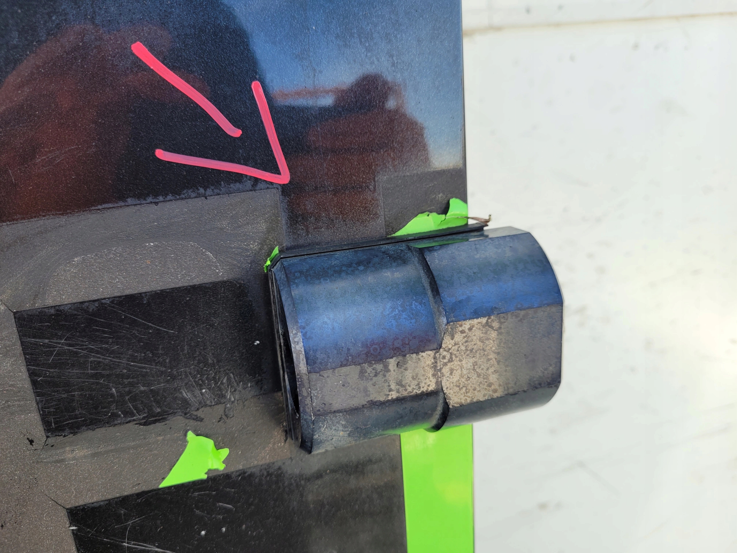 RENAULT TRAFIC III VIVARO LAVE ZADNE DVERE