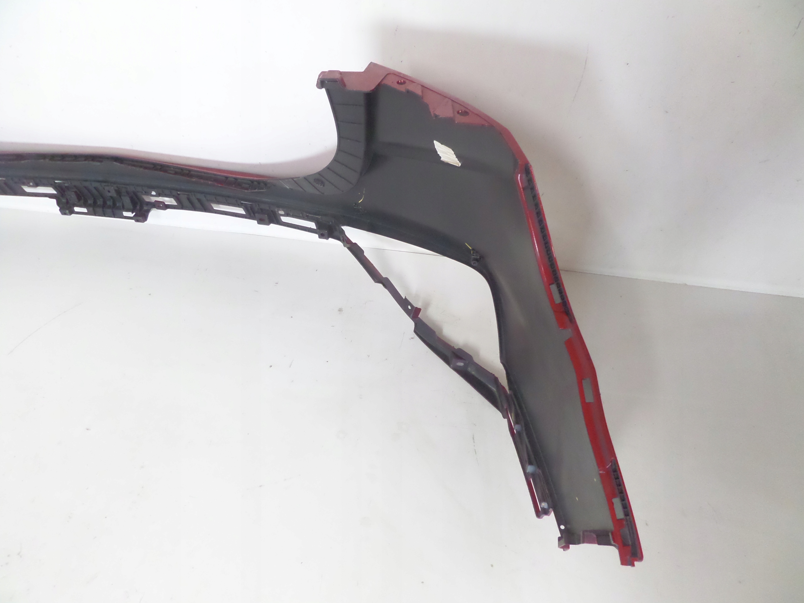 ZADNÝ NÁRAZNÍK HYUNDAI SANTA FE IV 18-