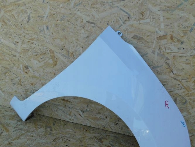 HYUNDAI I10 13- PRAVY PREDNY BLATNIK