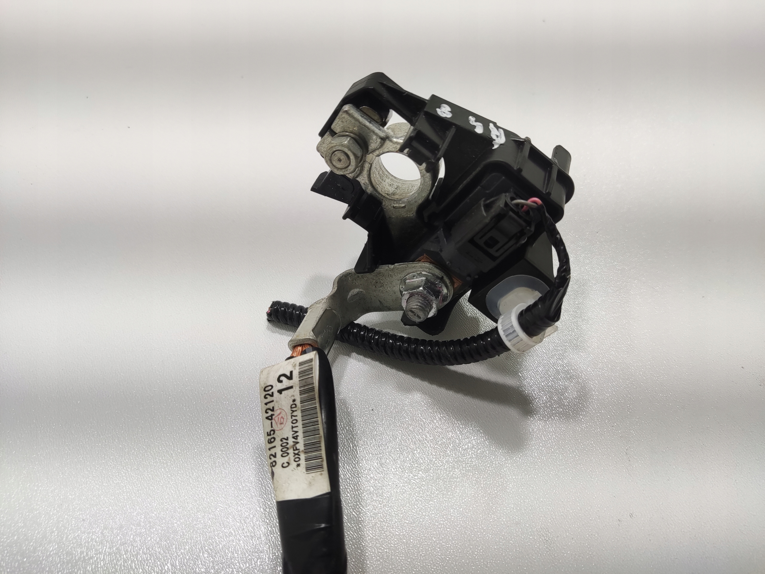 MINUSOVY KONTAKT AUTOBATERIE TOYOTA RAV4 V 2019-2024 82165-42120