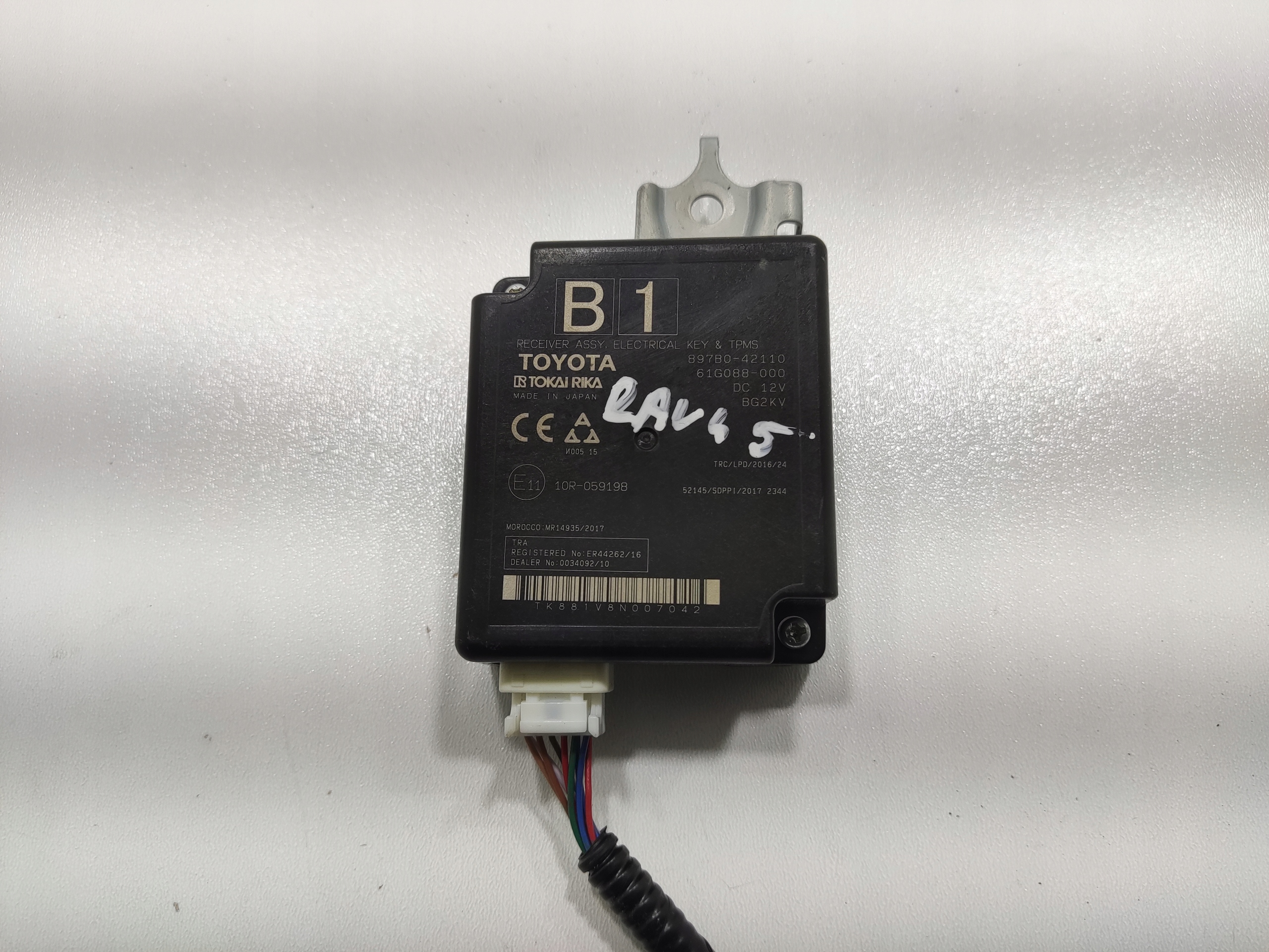 MODUL JEDNOTKA CENTRALNEHO ZAMYKANIA TPMS TOYOTA RAV4 V 2019-2024 897B0-42110