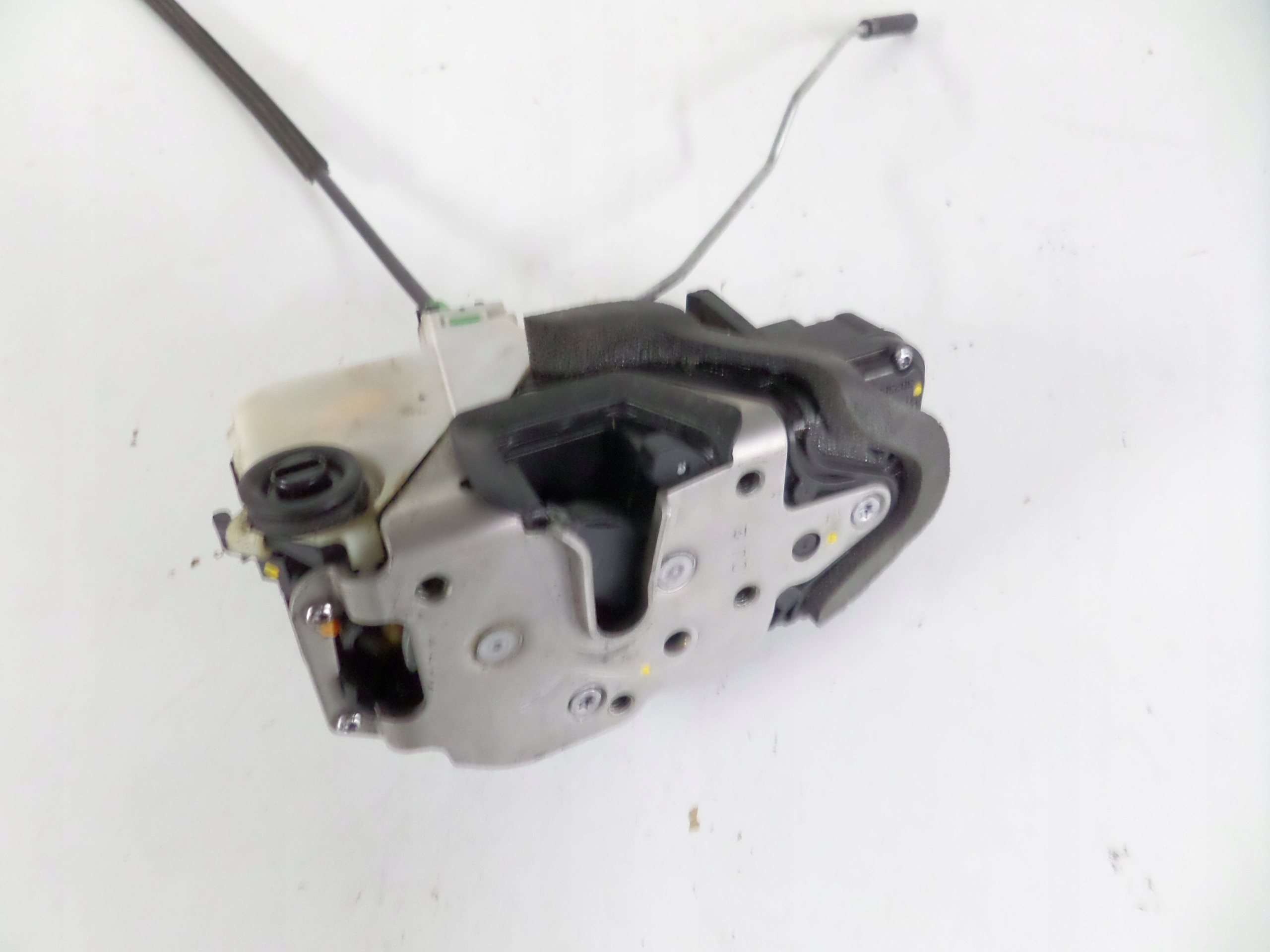 ZAMOK PRAVYCH ZADNYCH DVERI OPEL INSIGNIA A 08-