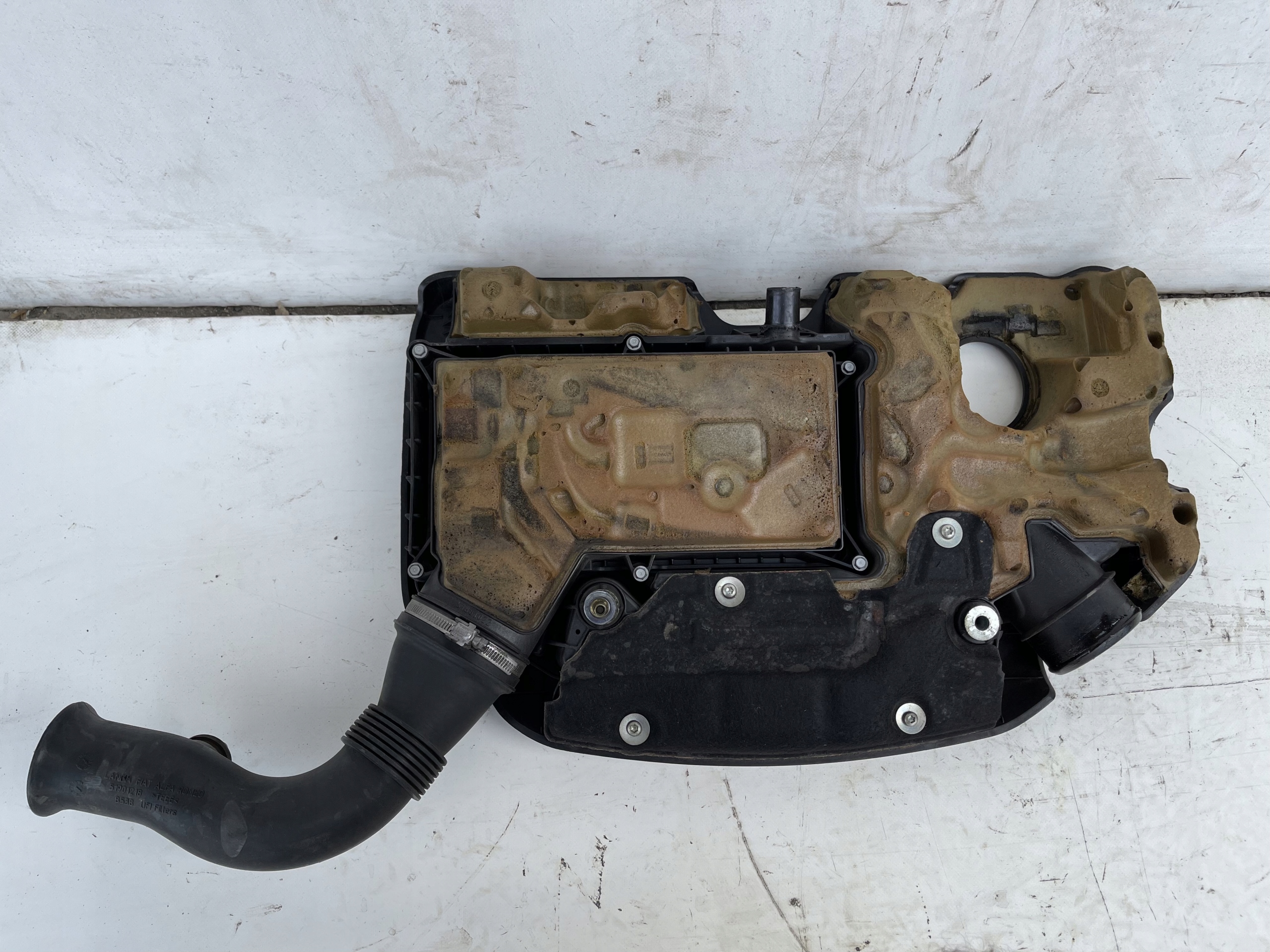 OBAL VZDUCHOVÉHO FILTERA LANCIA YPSILON 0.9 11-