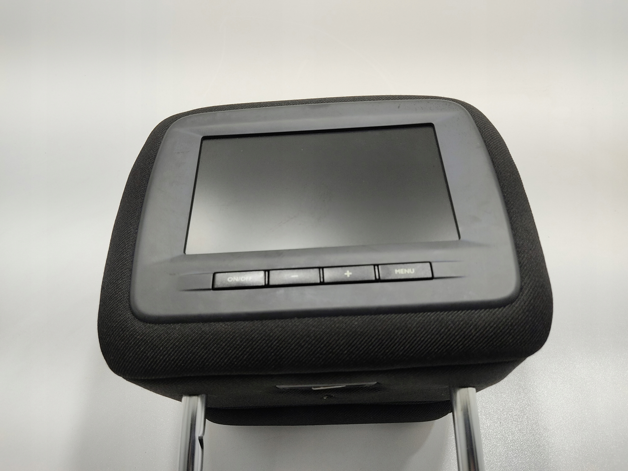HLAVOVÁ OPIERKA PREDNÝ MONITOR DISPLEJ DVD PEUGEOT 3008 I 2009-2015