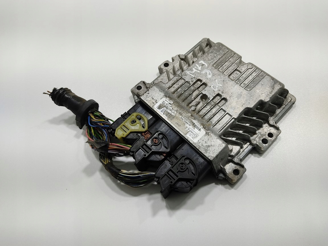 RIADIACA JEDNOTKA MOTORA FORD FOCUS MK3 III 1.6 TDCI BV61-12A650-ND 10-14