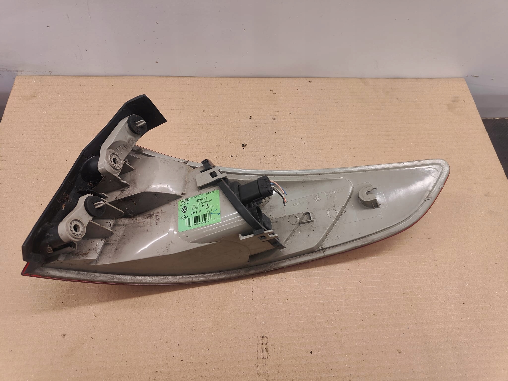 Renault fluence 09- 265550016R LAVE ZADNE SVETLO