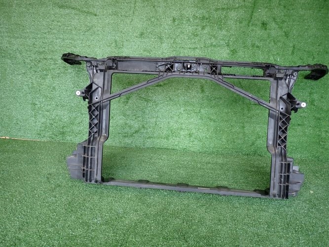 AUDI A1 8XA LIFT 14- PREDNÉ PÁS  8XA805588