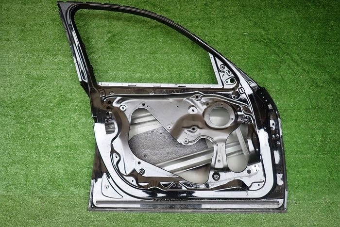 BMW F20 F21 1 LAVE PREDNE DVERE