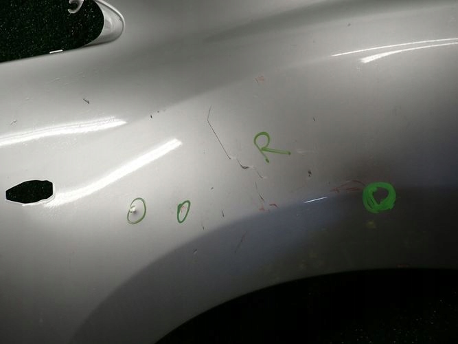 TOYOTA VERSO 09-13 PRAVY PREDNY BLATNIK