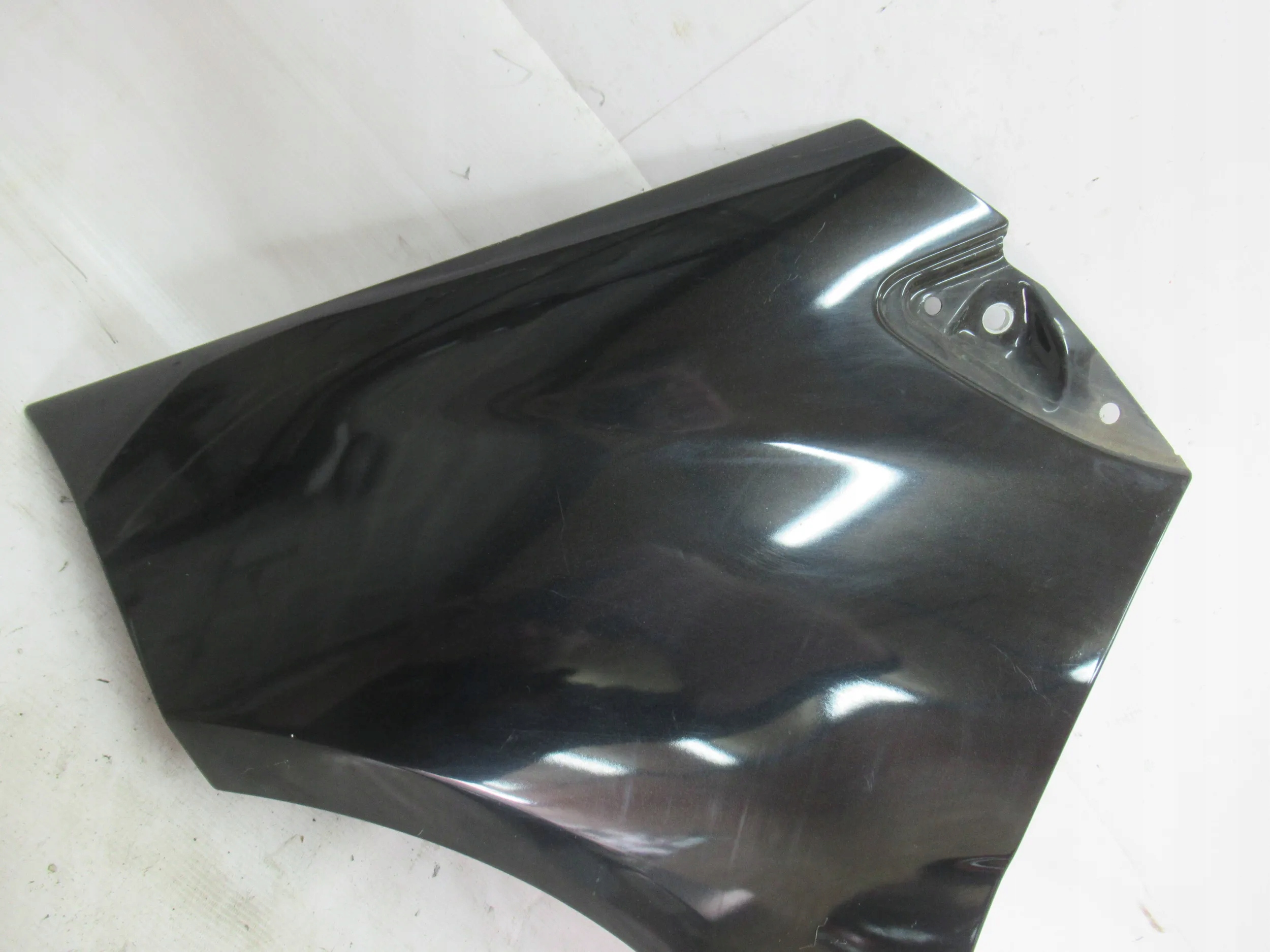 BLATNIK PREDNÝ LAVY MERCEDES A KLASA W169