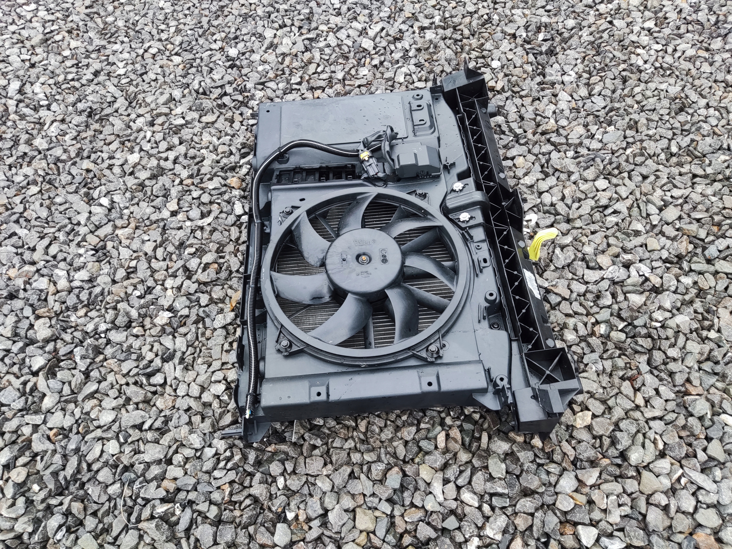 ČELO PREDNA CHLADICE VENTILATOR BERLINGO PARTNER III ELECTRIC 10-18