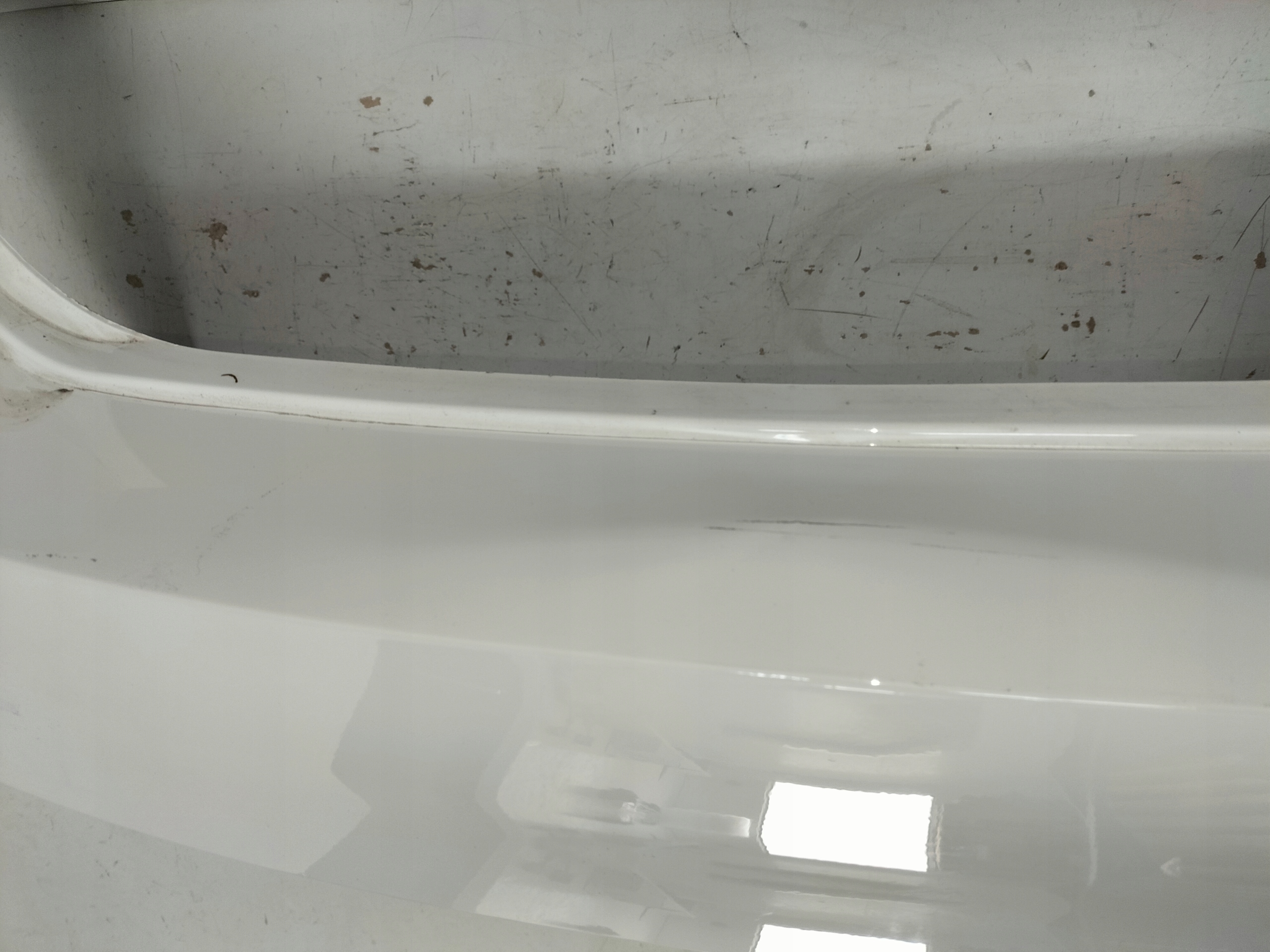 ZADNÝ NÁRAZNÍK SKODA FABIA III LIFT 18- KOMBI