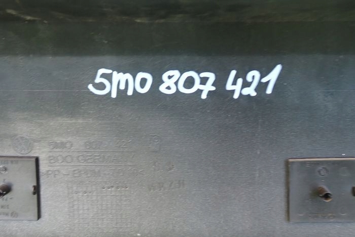 VW GOLF V PLUS ZADNÝ NÁRAZNÍK