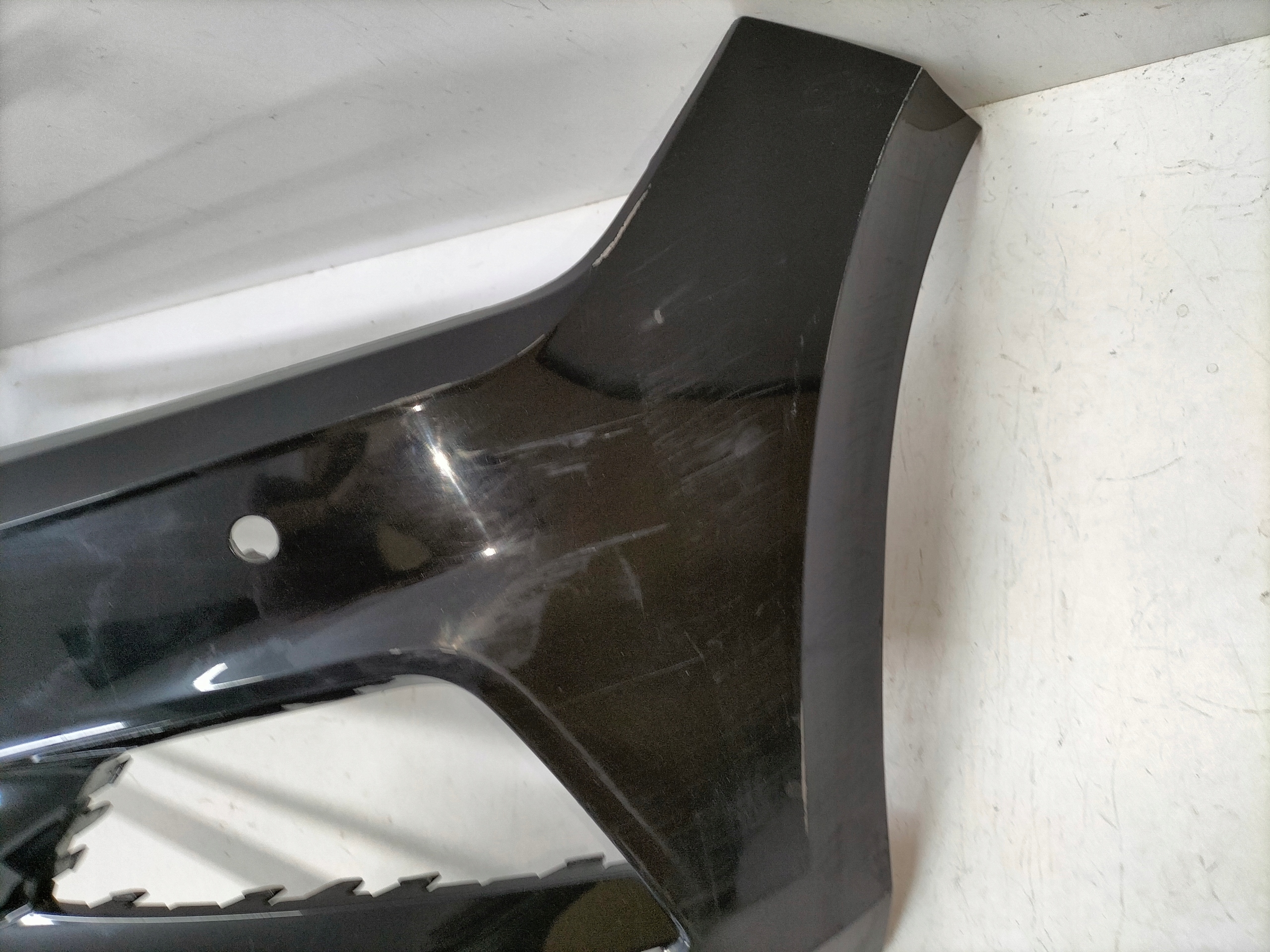 PREDNÝ NÁRAZNÍK VW POLO VI 2G0 17-