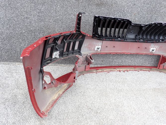 SKODA OCTAVIA III LIFT 17- PREDNÝ NÁRAZNÍK