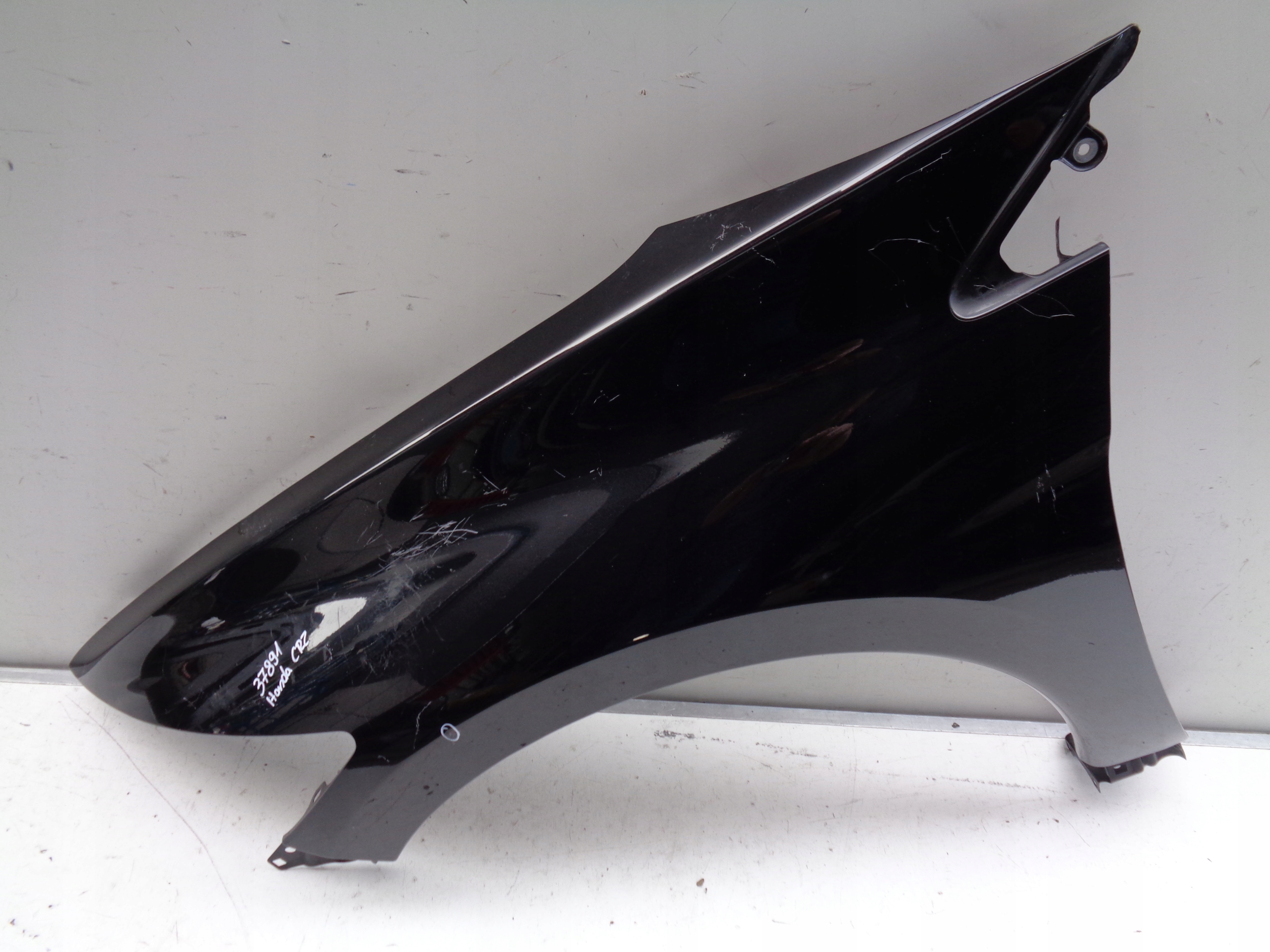 ĽAVÝ PREDNÝ BLATNÍK HONDA CRZ NR 37891