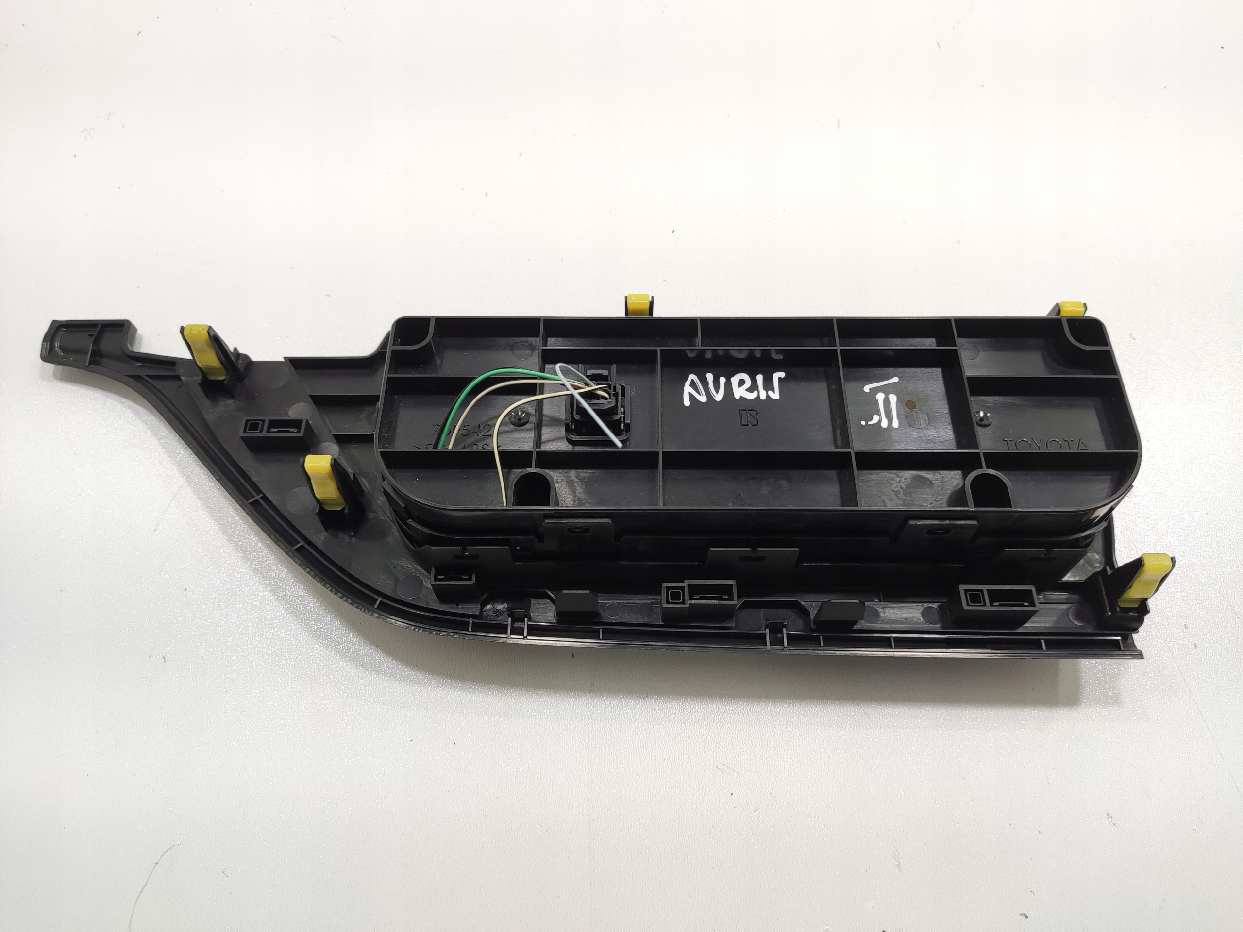 OVLADANIE KURENIA TOYOTA AURIS II E18 2012-2018 55900-02380