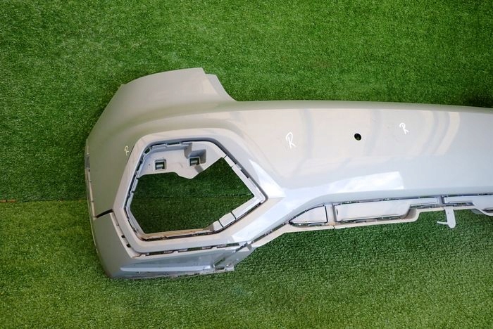 AUDI A1 82A 19- ZADNÝ NÁRAZNÍK