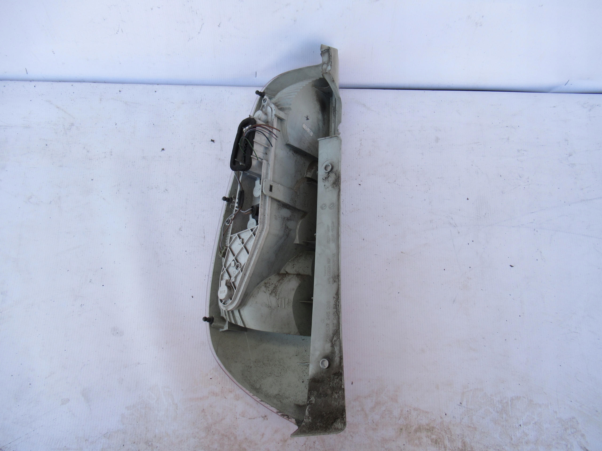 PRAVÉ ZADNÉ SVETLO SKODA ROOMSTER