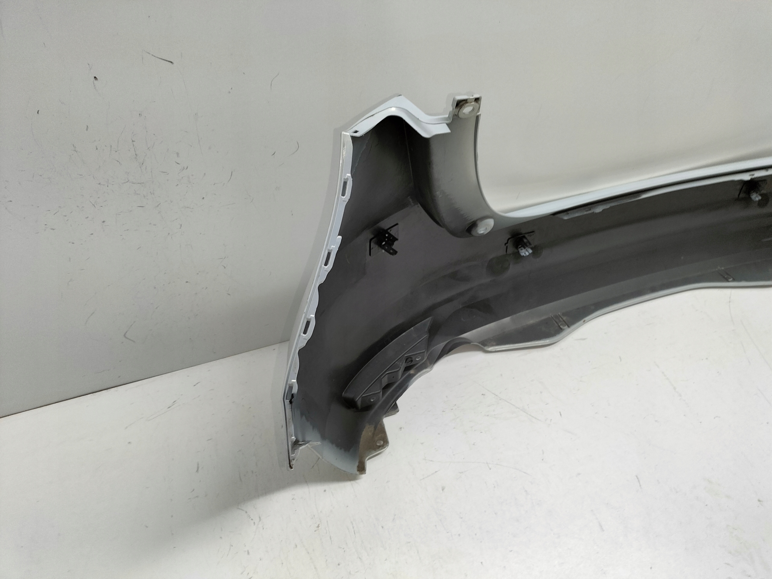 ZADNÝ NÁRAZNÍK HONDA JAZZ V 20-
