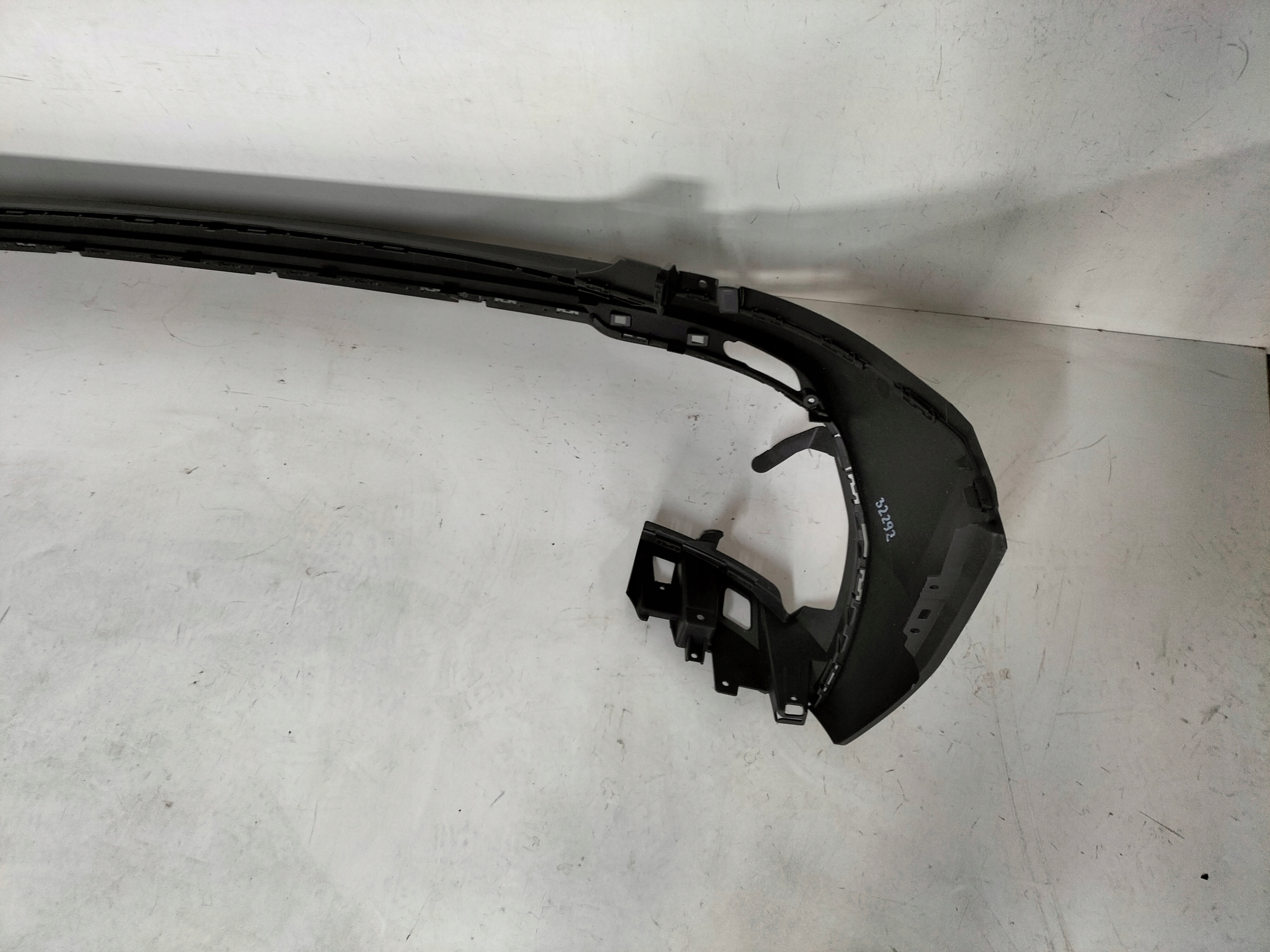 SPOJLER LIŠTA ZADNÉHO NÁRAZNÍKA SKODA KAROQ 17-