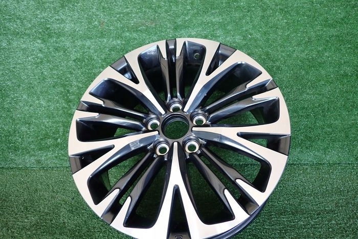 TOYOTA 7Jx18 ET50 5×114,3 HLINIKOVY DISK ELEKTRON