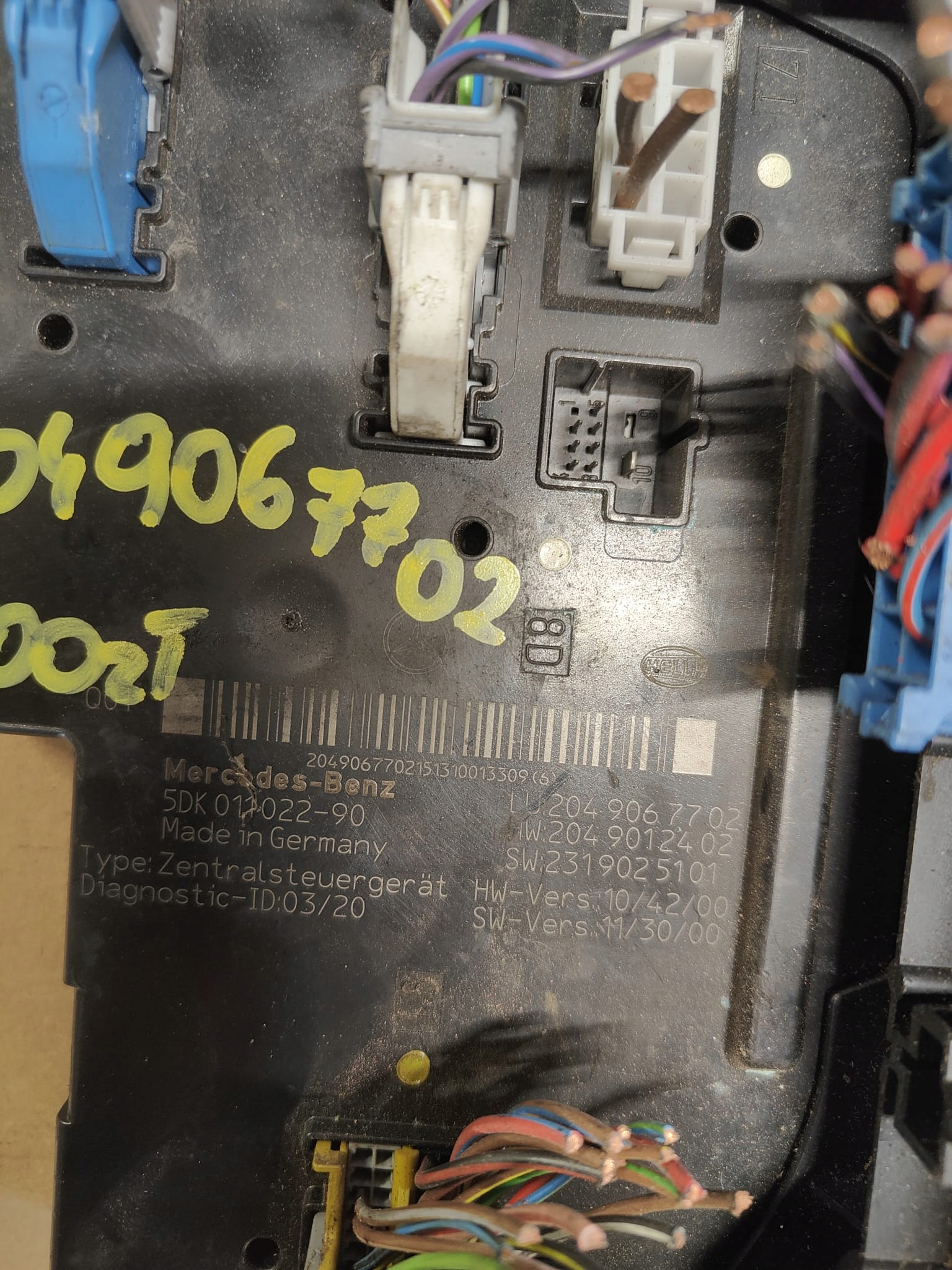 MERCEDES w204 oe 2049067702 MODUL KOMFORTU SKRINKA SAM