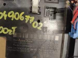 MERCEDES w204 oe 2049067702 MODUL KOMFORTU SKRINKA SAM MERCEDES w204 oe 2049067702 MODUL KOMFORTU SKRINKA SAM