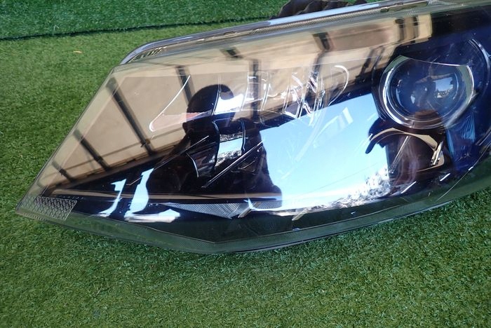SKODA FABIA III LED 14-18 LAVE PREDNE SVETLO 6V1941015B
