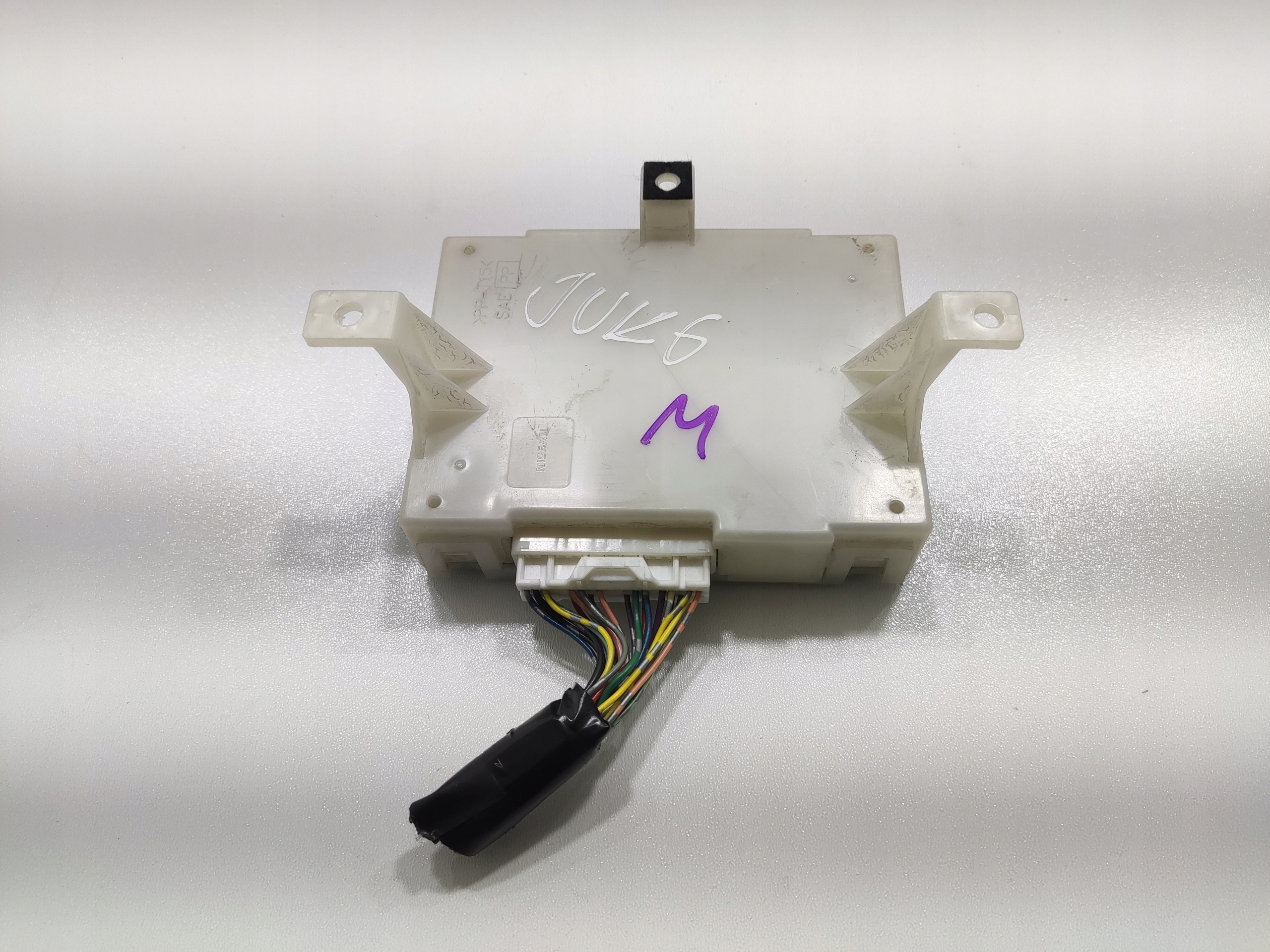 MODUL RIADIACA JEDNOTKA KLIMATIZACIE NISSAN JUKE I F15 2015-2019 LIFT 27760-1KG0B