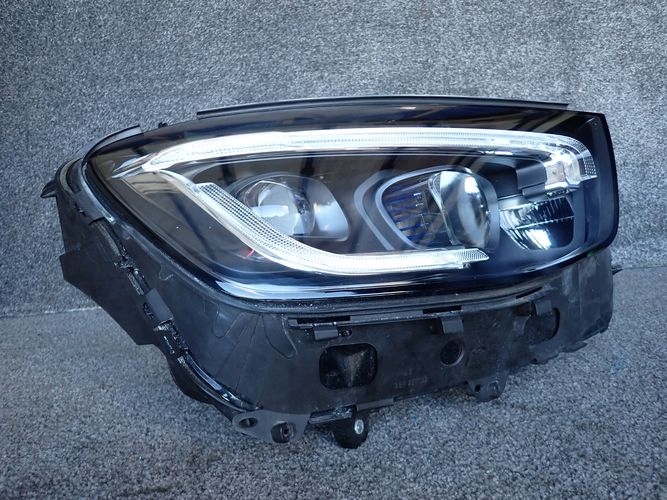 MERCEDES W253 253 GLC MULTIBEAM LED LIFT 19- PRAVE PREDNE SVETLO