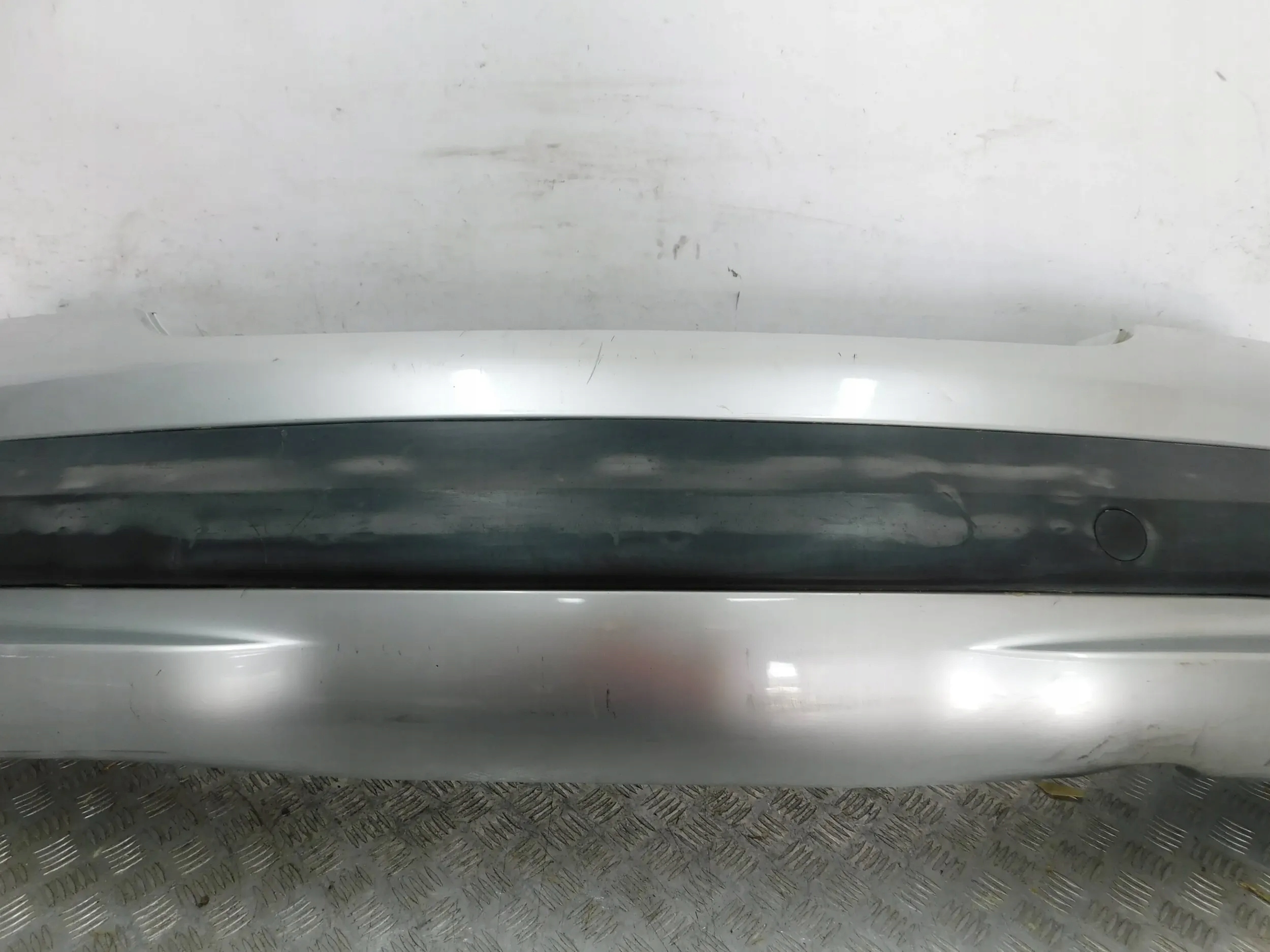 ZADNÝ NÁRAZNÍK PEUGEOT 207 HB