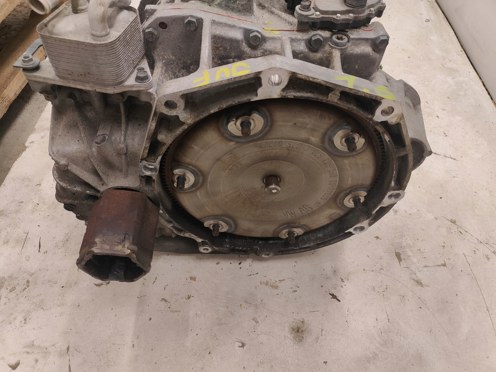 Volkswagen PREVODOVKA AUTOMAT 1.6 BENZIN JUF 09g300038r POSKODENIE