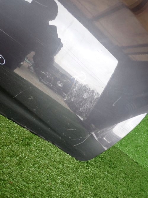 KIA VENGA HYUNDAI IX20 PRAVE PREDNE DVERE