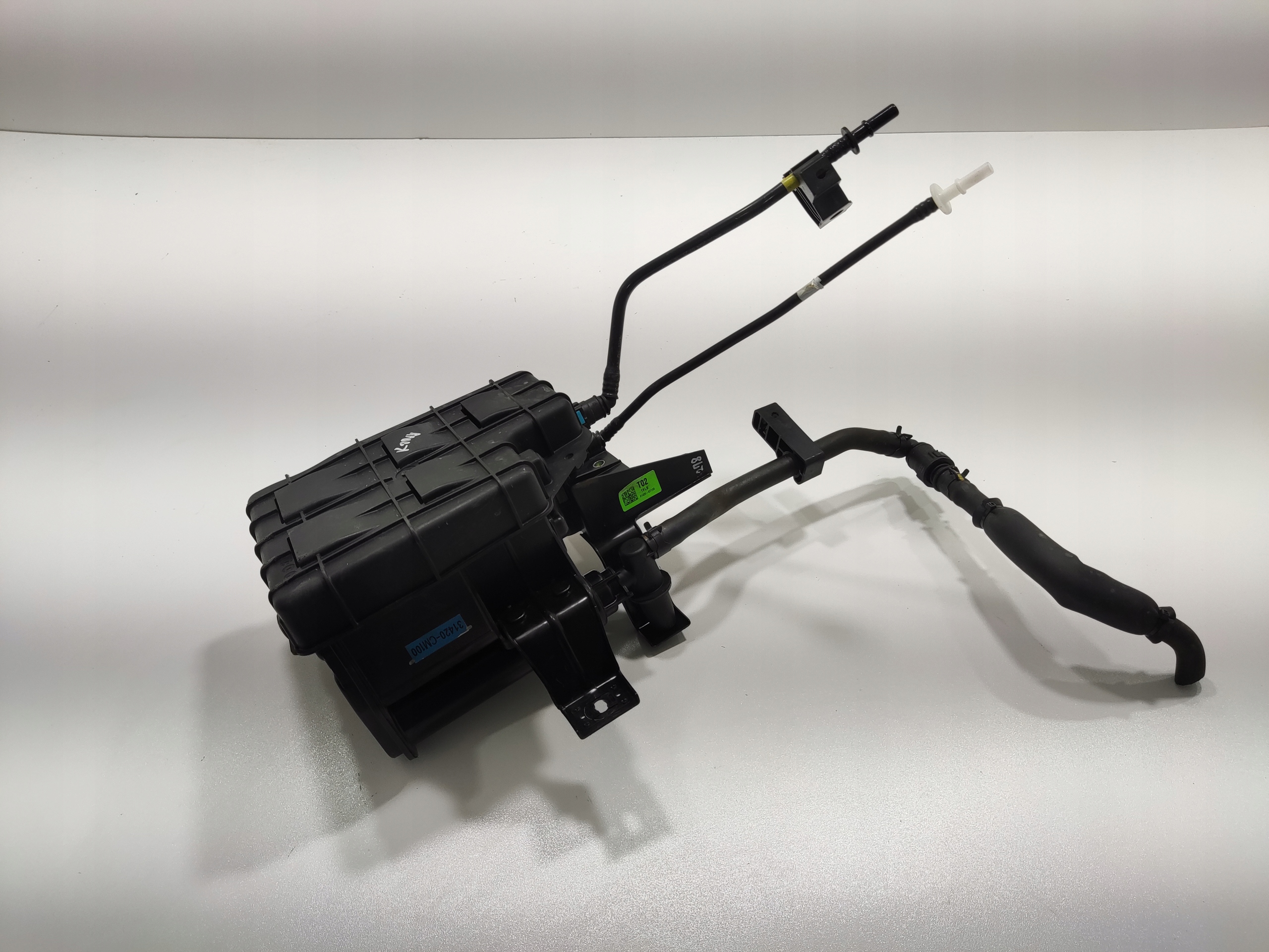 UHLÍKOVÝ FILTER HYUNDAI KONA II 1.6 HYBRID 2023-2025 31420-CM100