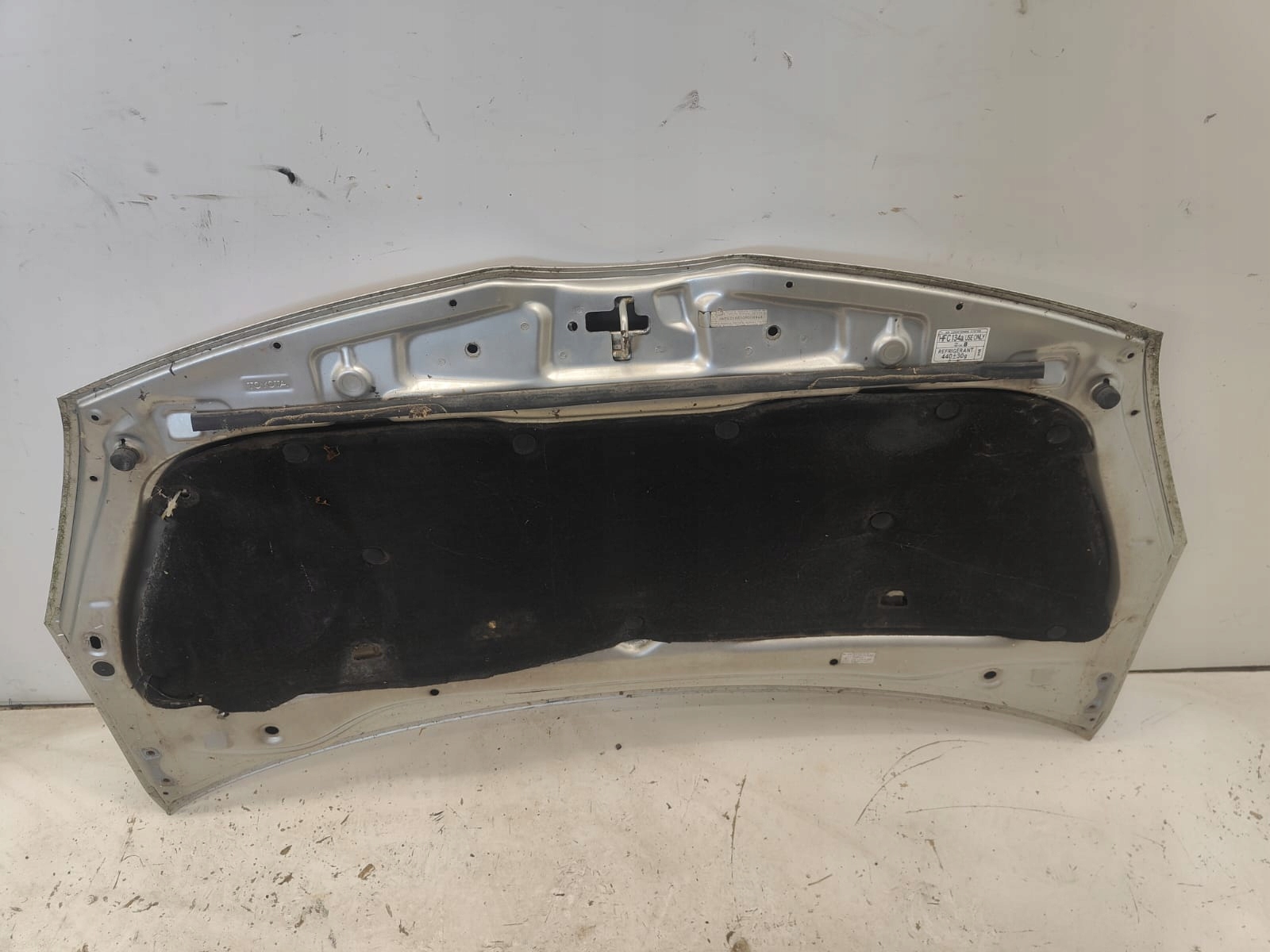 Toyota corolla verso 04-08 PREDNÁ KAPOTA
