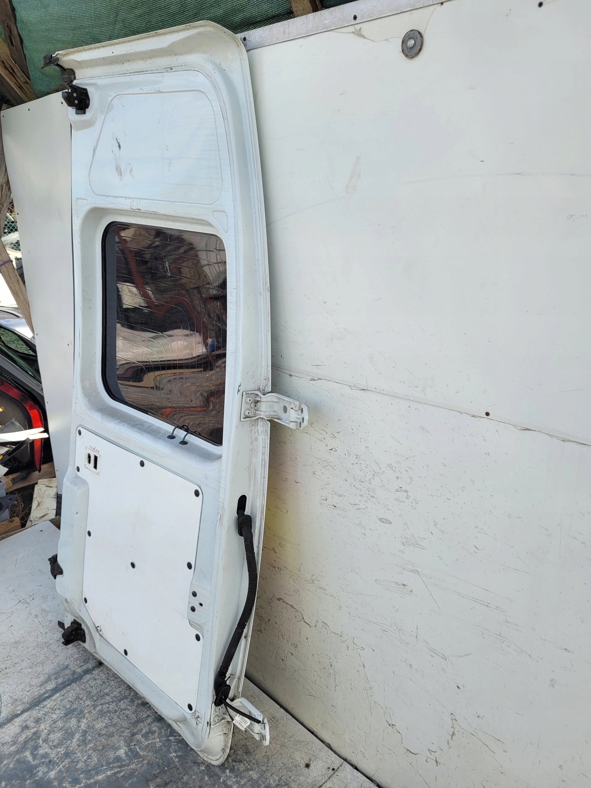 RENAULT MASTER III 3 LAVE ZADNE DVERE SKLO