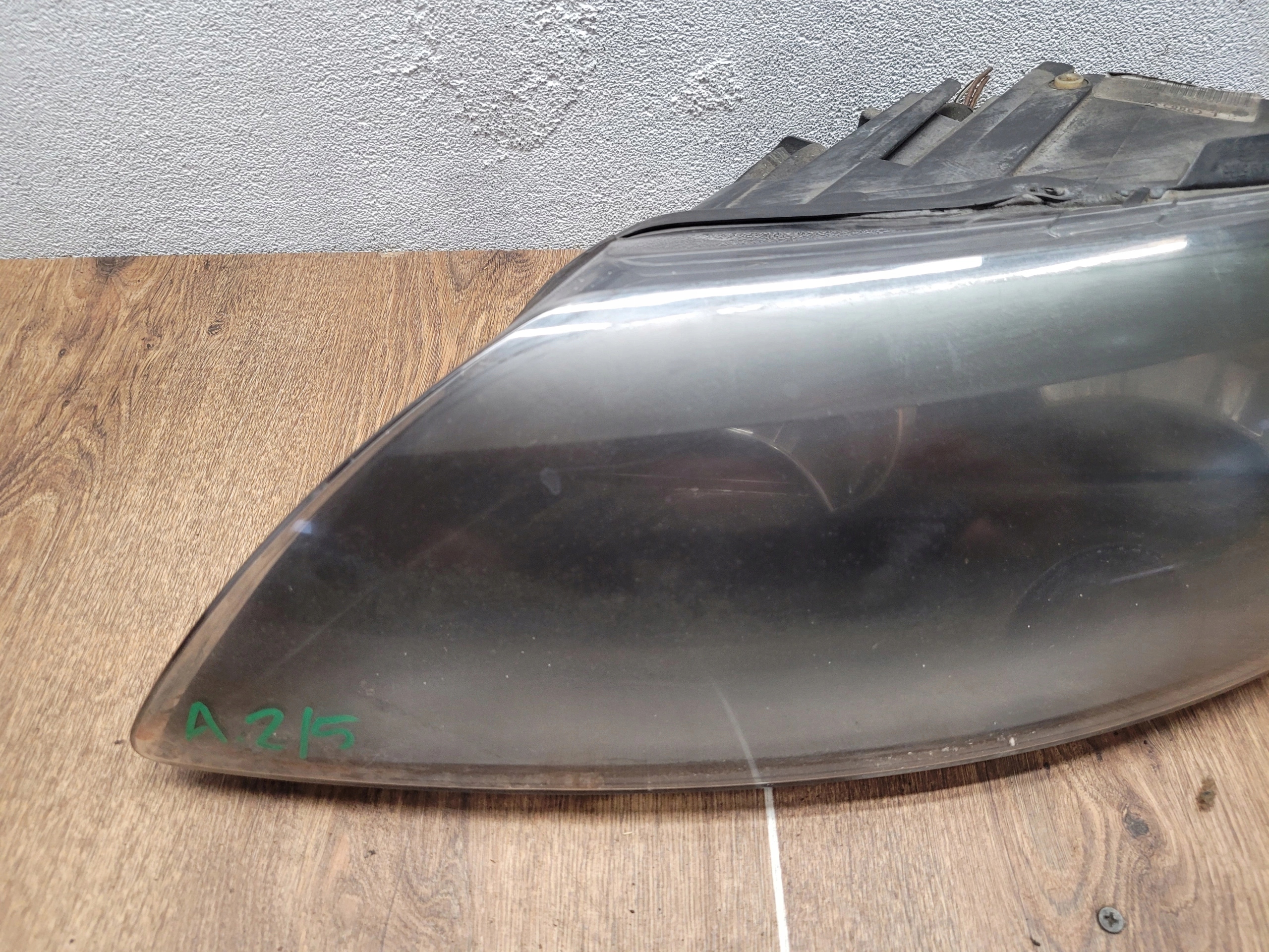 AUDI Q7 4L ĽAVÉ PREDNÉ SVETLO GB VERZIA 4L0941003K