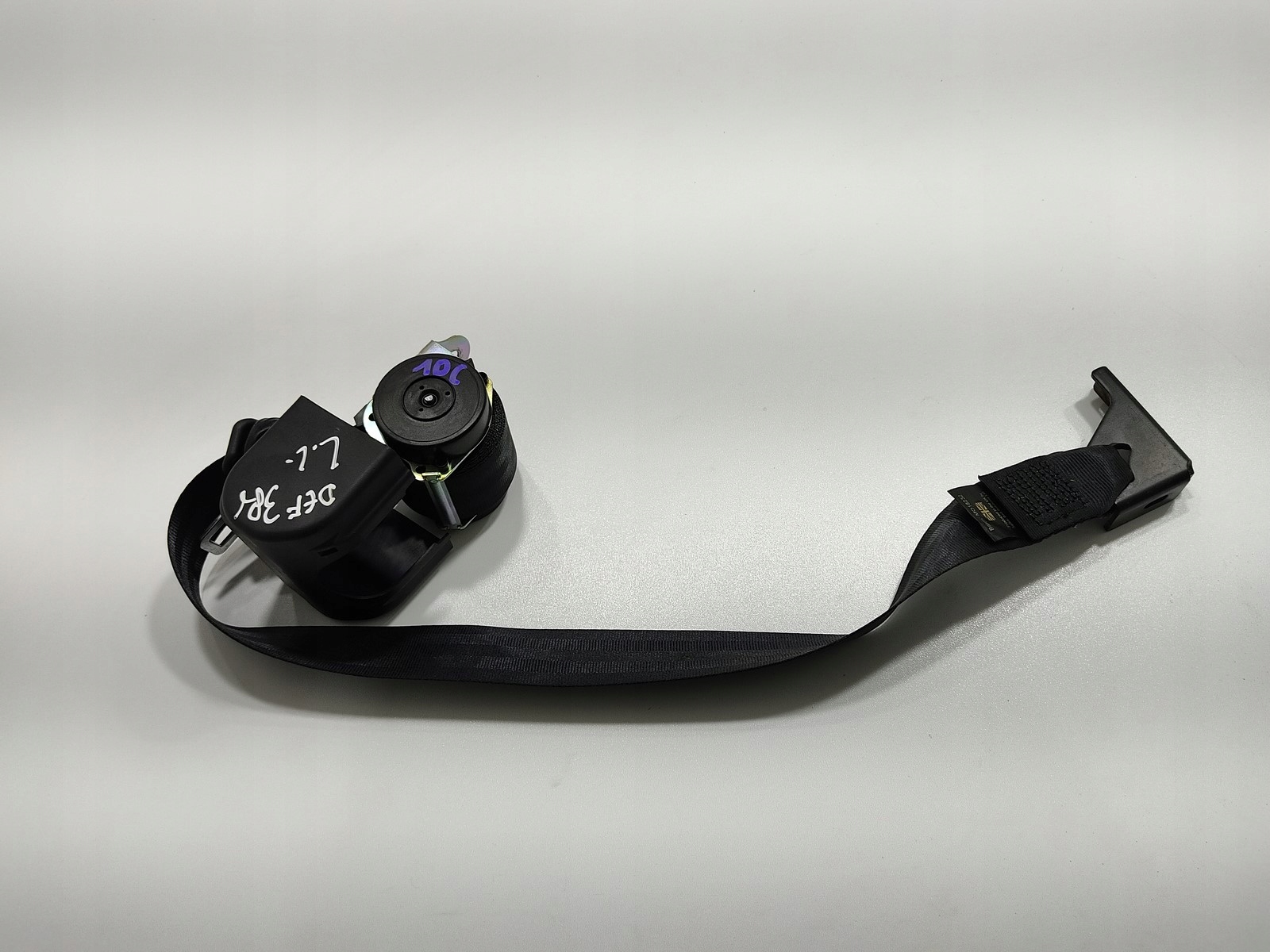 LAVY PREDNY BEZPECNOSTNY PÁS DEFENDER 608855000C 2007-14