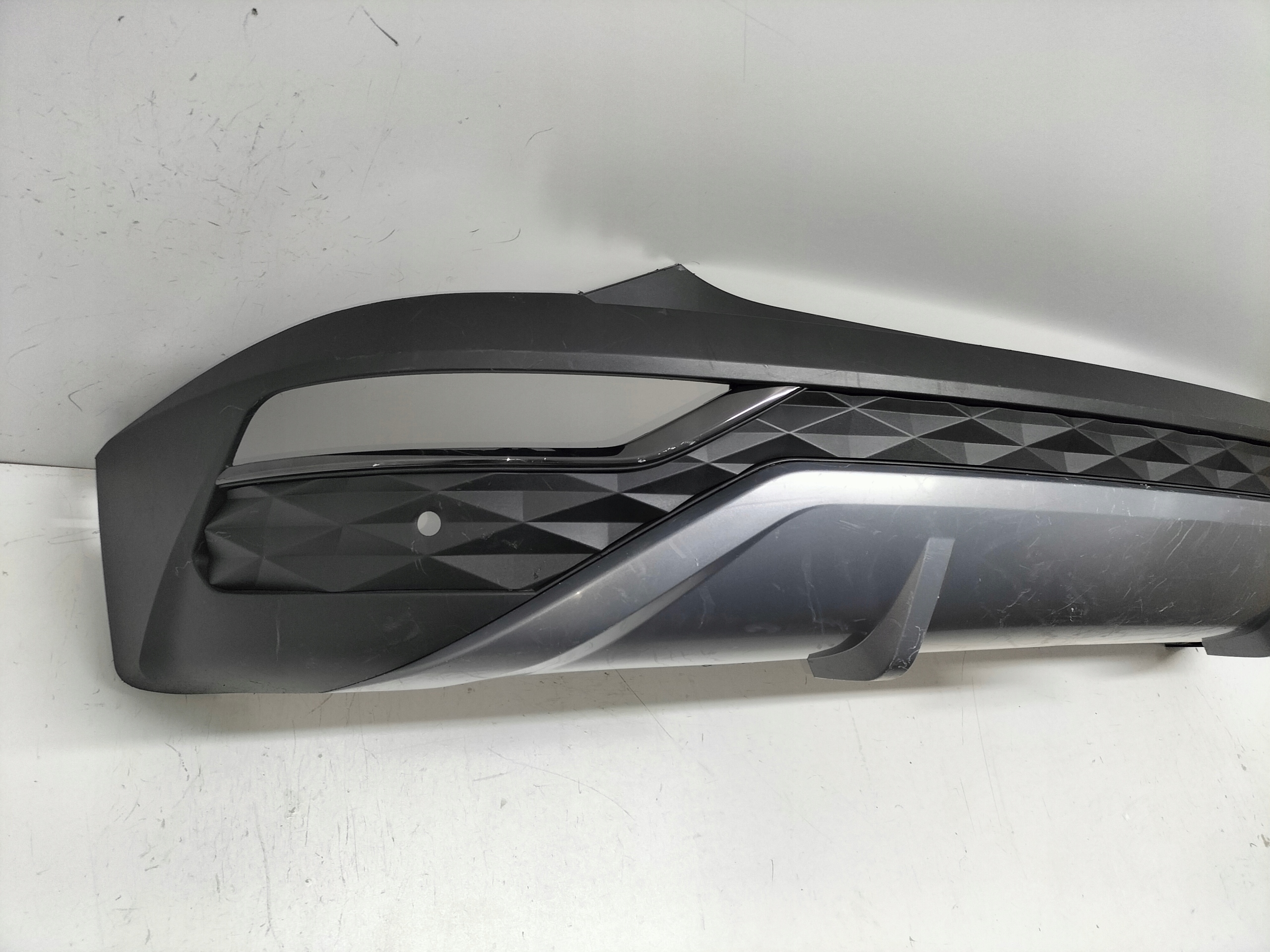ZADNÝ NÁRAZNÍK HYUNDAI TUCSON 4 IV 20-