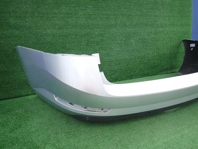 SKODA OCTAVIA IV 19- ZADNÝ NÁRAZNÍK