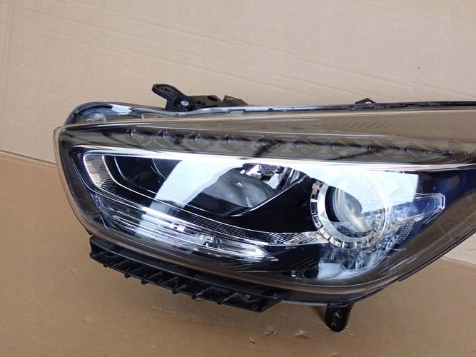HYUNDAI I40 LED LIFT 15- LAVE PREDNE SVETLO 92101-3Z530