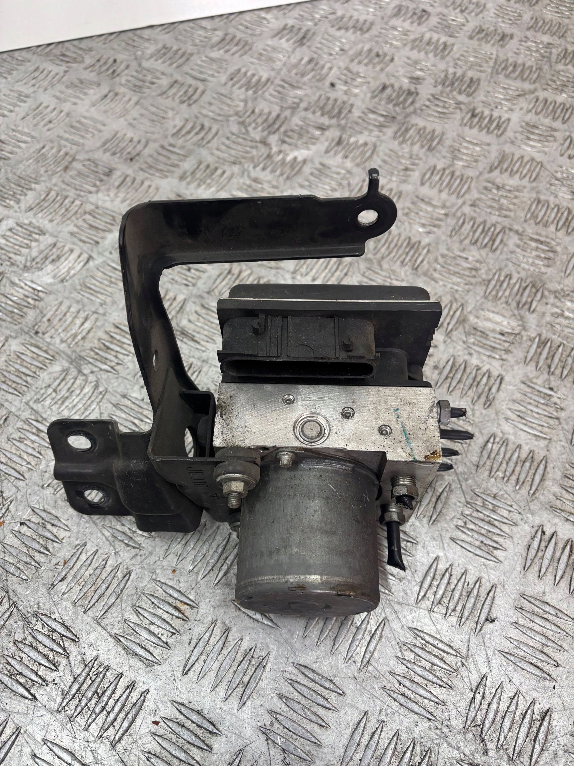 KOCKA ABS NISSAN QASHQAI J10 0265230686
