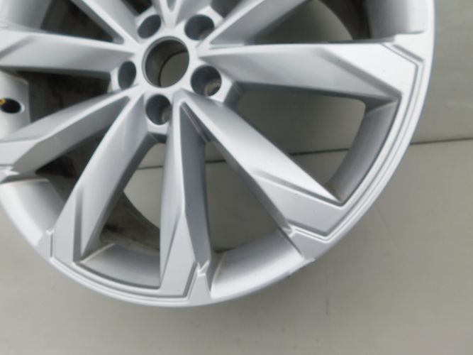 AUDI A6 C8 8,5Jx20 ET37 HLINÍKOVÝ DISK