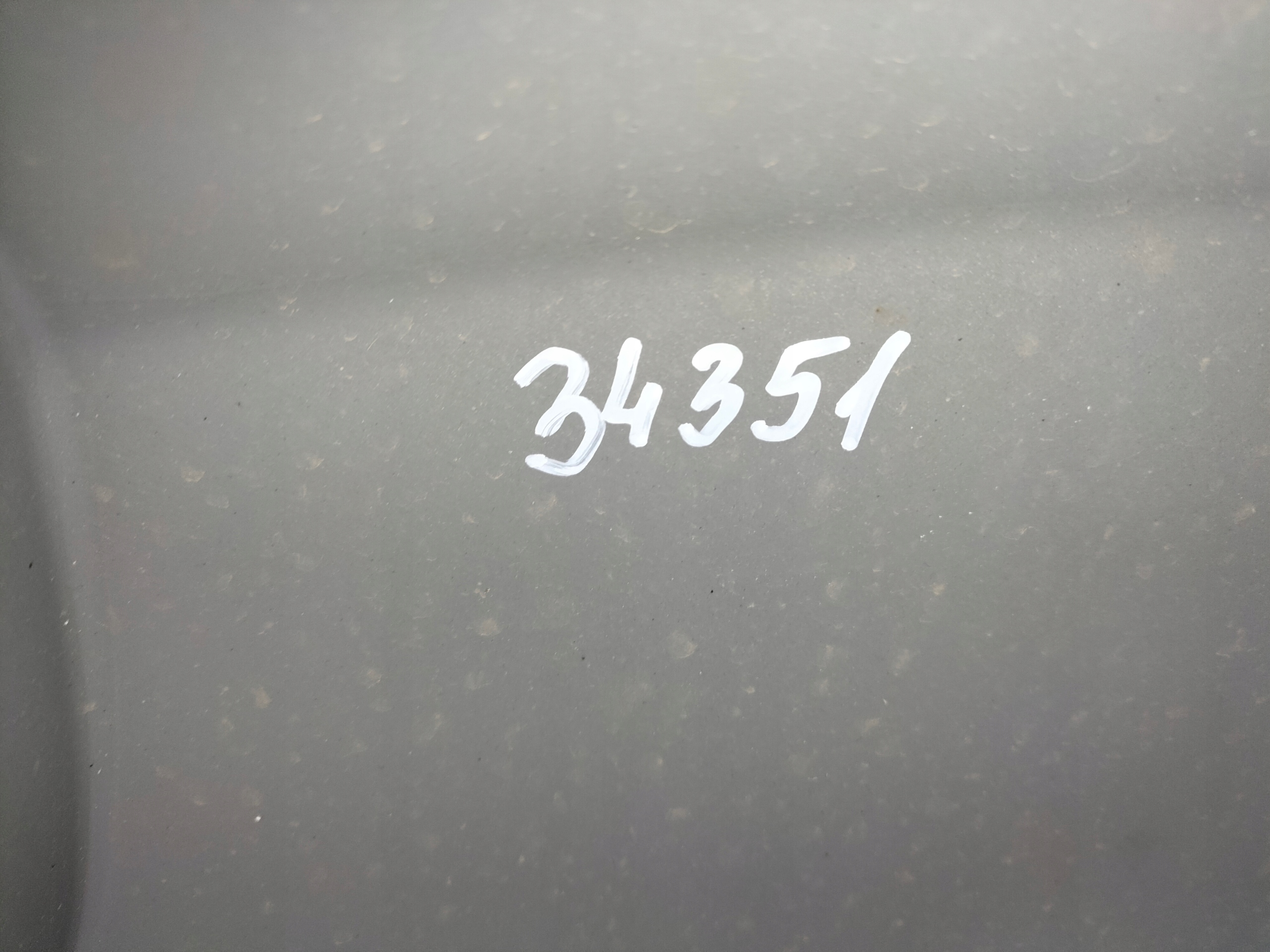 ZADNÝ NÁRAZNÍK TOYOTA YARIS IV 20-