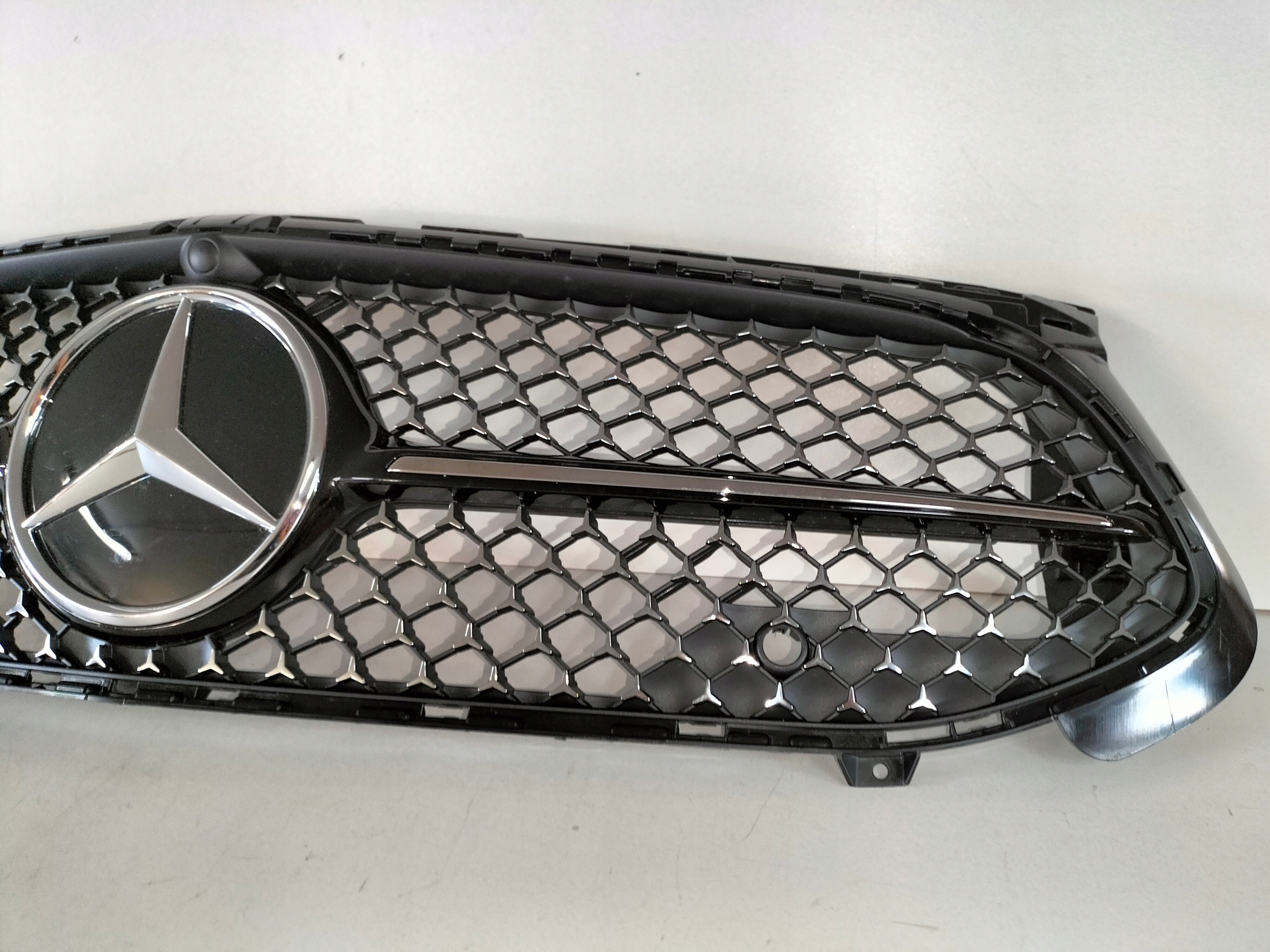 MRIEZKA LISTA MERCEDES A KLASA W177 LIFT 22-